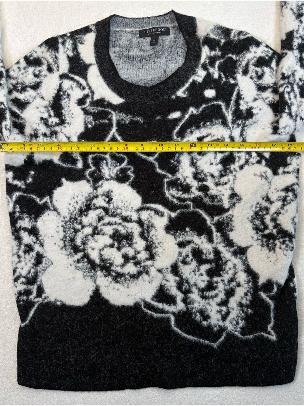 Liverpool Los Angeles Soft Fuzzy Floral Sweater Black White Crew Neck Womenβs M - Picture 8 of 12